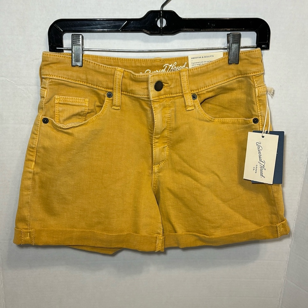 Universal Thread High Rise MIDI Shorts NWT Size 4/27 Yellow Gold